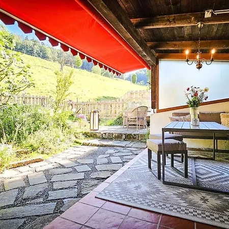 Dom wakacyjny Zum Woeschhuesli Mit Sauna Rheineck