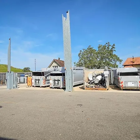 Zum Woeschhuesli Mit Sauna Feriehus *