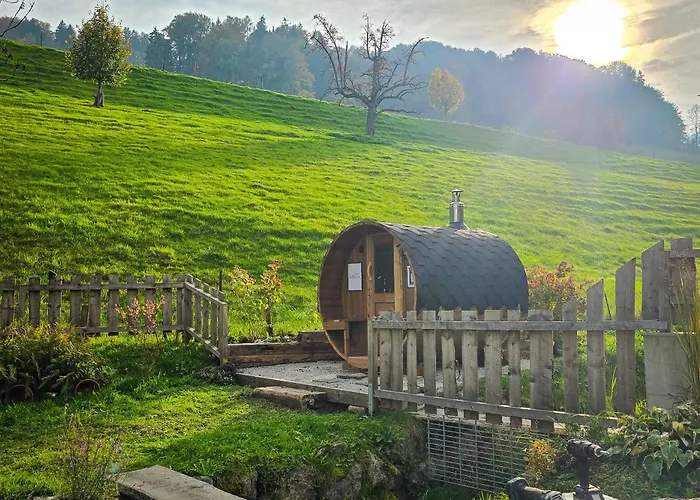 Zum Woeschhuesli Mit Sauna Holiday home Rheineck